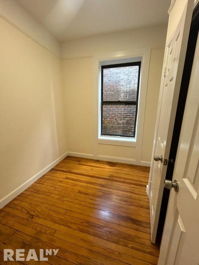 Foto del edificio - 3 bedroom in NEW YORK NY 10003