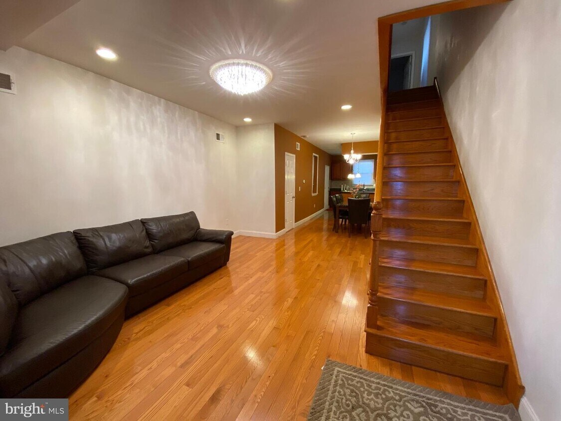 Foto principal - 2529 S 3rd St