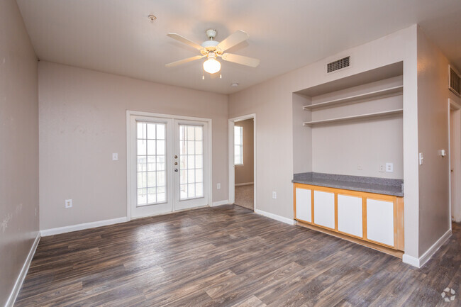 Interior Photo - Residences at Salado