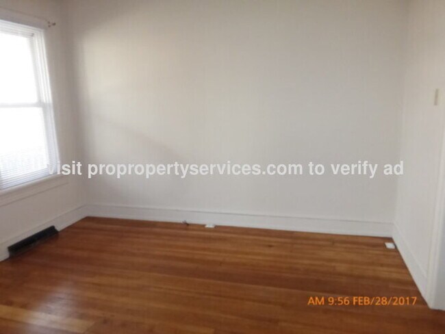 Foto del edificio - 302 S Mulberry St