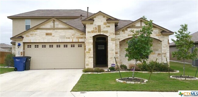 Building Photo - 264 Escarpment Oak