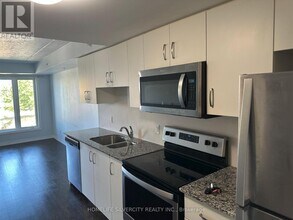 Building Photo - 104 Summit Ridge Dr