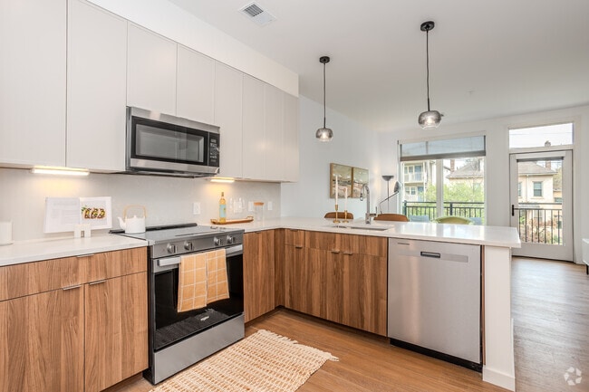 Interior Photo - Park Monroe