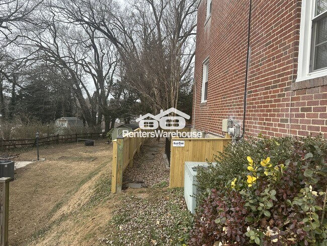 Foto del edificio - 6518 Loch Hill Ct