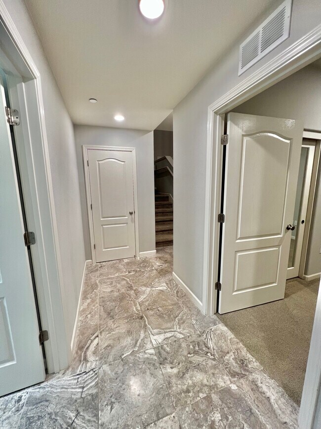 Building Photo - 3090 Empoli St