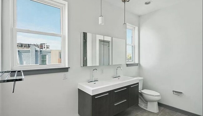 Foto del edificio - 2646 Janney St