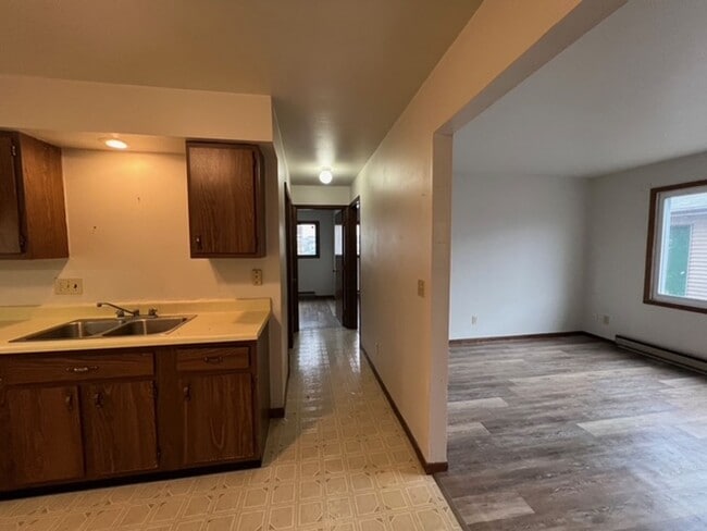 Foto del edificio - 909 Genrich St