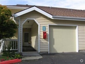 Building Photo - 2740 118th Ave SE