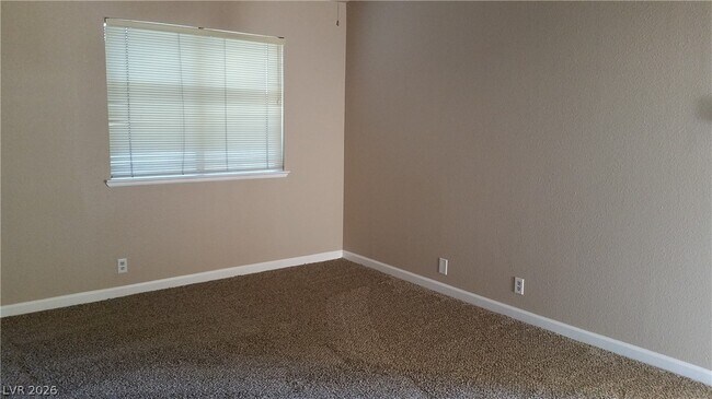 Foto del edificio - 1745 Mt Hood St