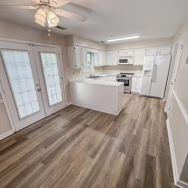 Photo - 2903 Cedar Creek Rd Townhome