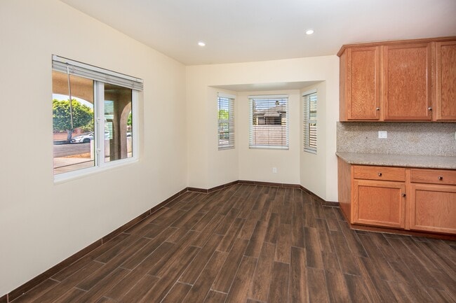 Building Photo - 10402 O'Melveny Ave