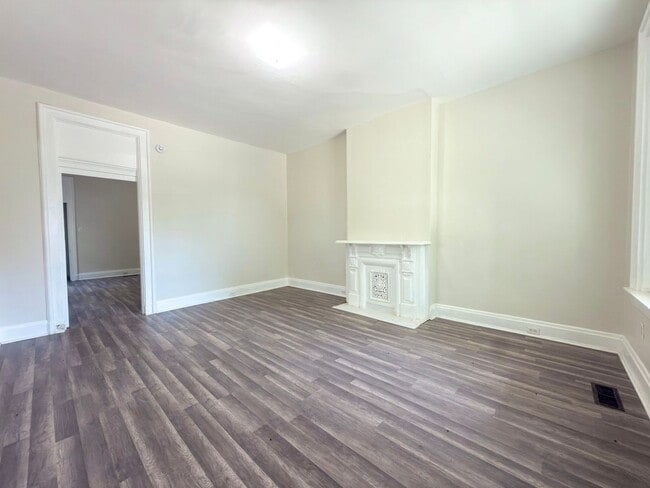 Photo - 1030 Considine Ave Apartment