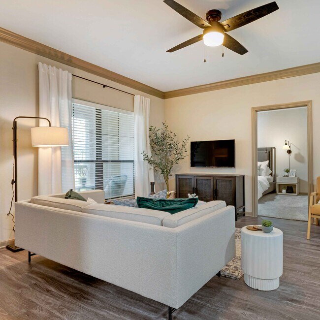 Summerwind Apartments in Pearland, TX