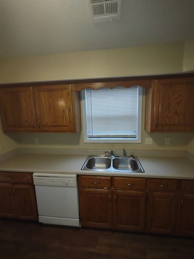 Foto del edificio - Townhome with a Great Location (Magnolia)