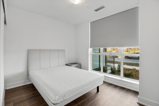 Photo du bâtiment - One Bed  Furnished unit