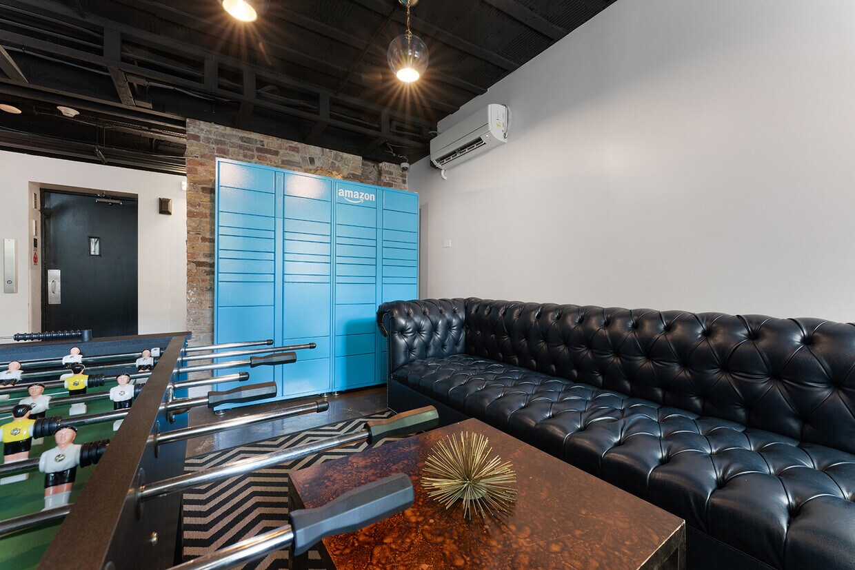 Foto del edificio - 4875 N Magnolia Ave