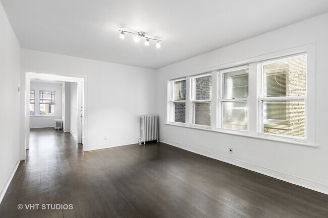 Building Photo - 8030 S Justine St