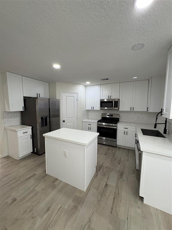Foto del edificio - 18251 River Sage Dr