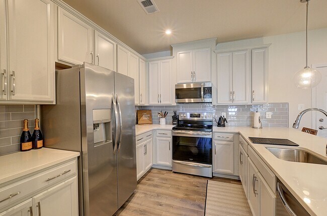 Foto del edificio - 2935 Duvall Ridge Rd