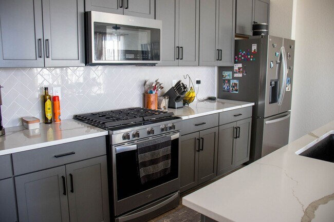 Building Photo - Modern Luxury Living: Your Upgraded Furnis...