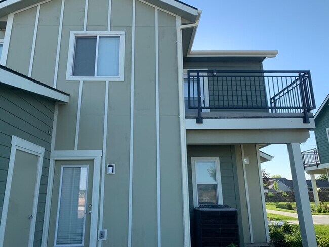 Building Photo - 2 bed 2 bath new build in Caldwell