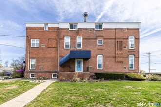 Building Photo - 1 Peck Ave