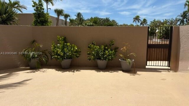 Building Photo - 151 Crandon Blvd