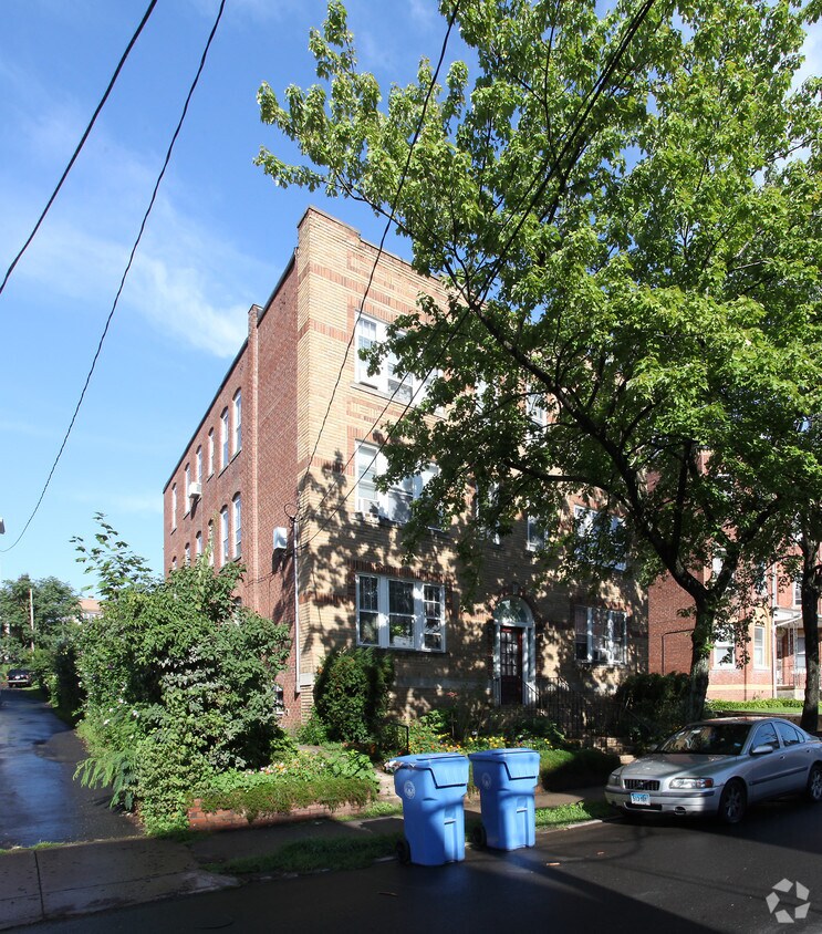 Primary Photo - 322 High St
