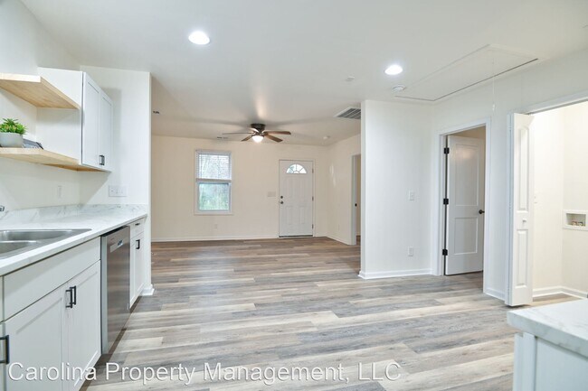 Foto del edificio - 2 br, 1 bath House - 313 Heyward St