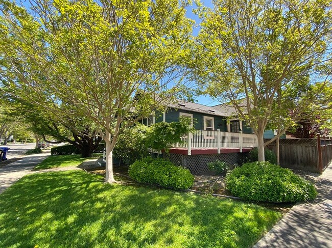 Foto del edificio - Charming Two Bedroom Napa Home for Rent – ...