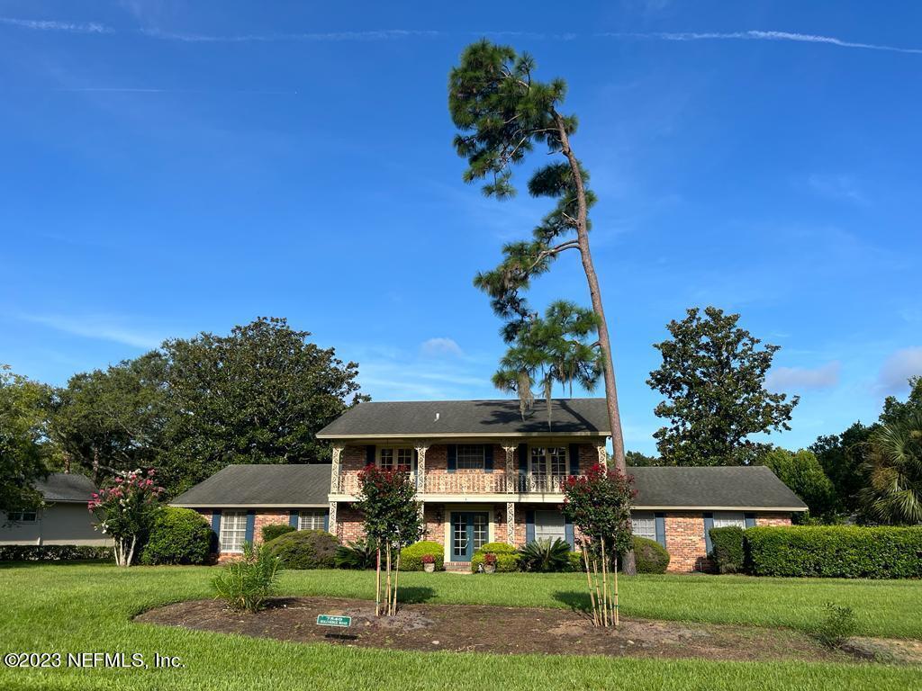 Foto principal - 7540 Hollyridge Rd