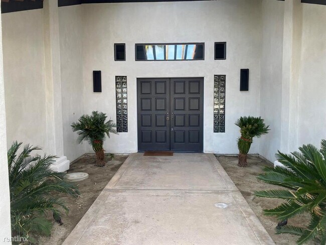 Building Photo - 4 br, 3 bath House - 41325 Yucca Ln
