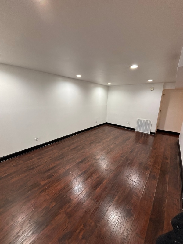 Foto del edificio - 13816 S Wentworth Ave