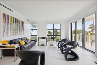 Building Photo - 1111 Crandon Blvd