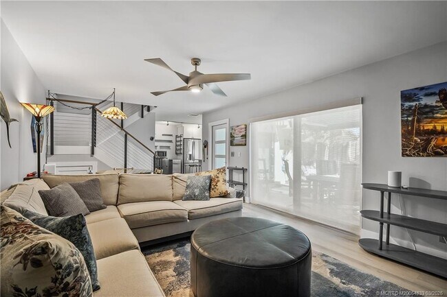 Foto del edificio - 6162 SE Riverboat Dr