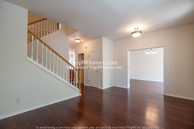 Building Photo - 7561 SW Thornton Dr