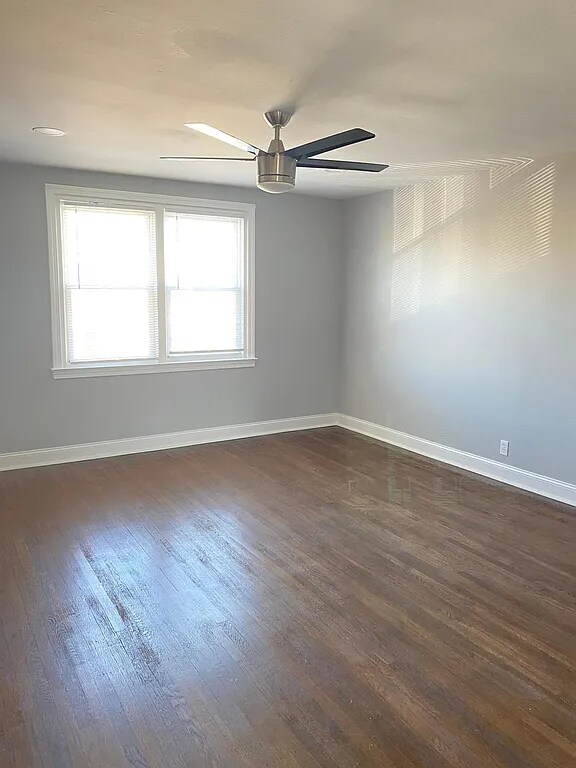 Foto del edificio - 6302 Magnolia St