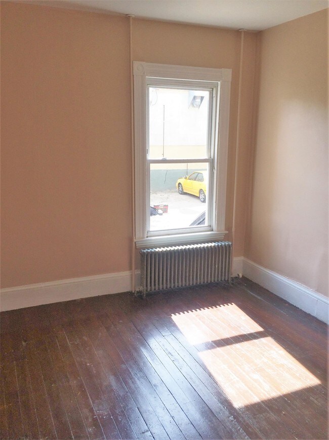 Foto del edificio - 193 Bartlett St