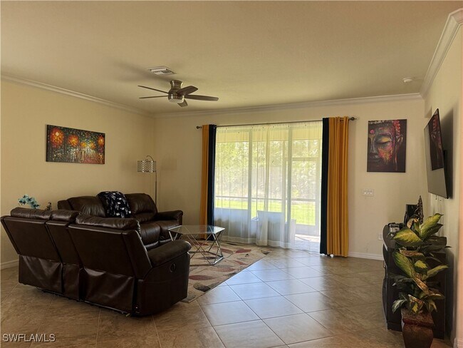Foto del edificio - 9495 Foxglove Ln