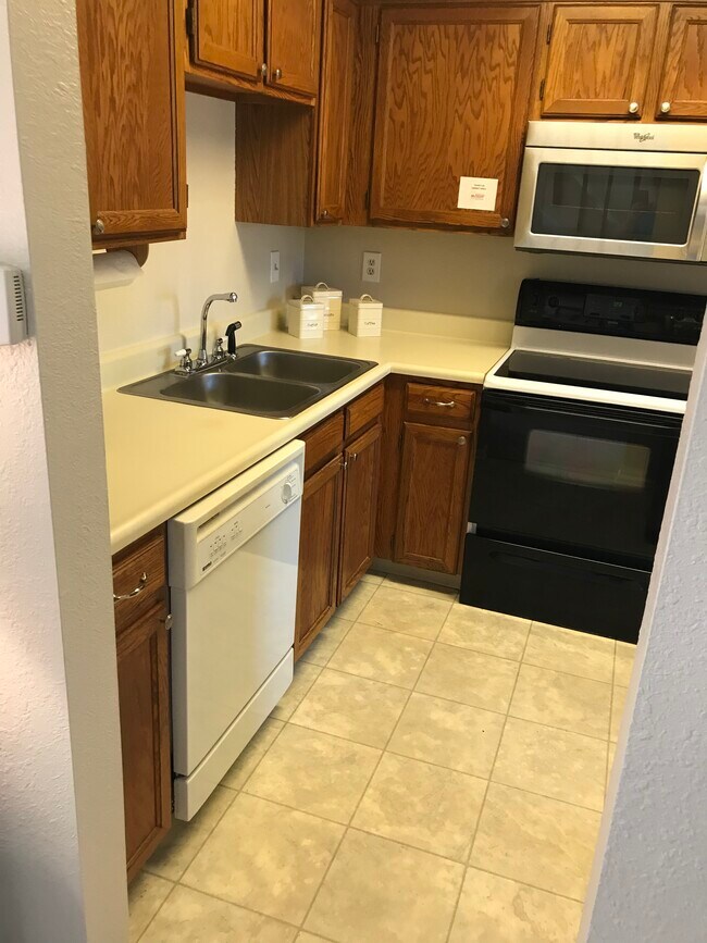 Foto del edificio - 8304 S Everett Way