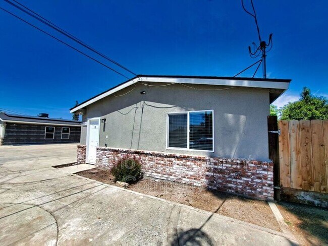 Building Photo - 1291 Jefferson Ave
