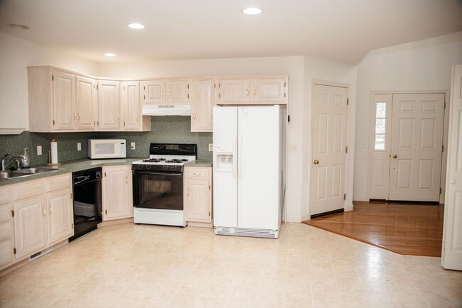 Building Photo - 32 Gantz Meadows