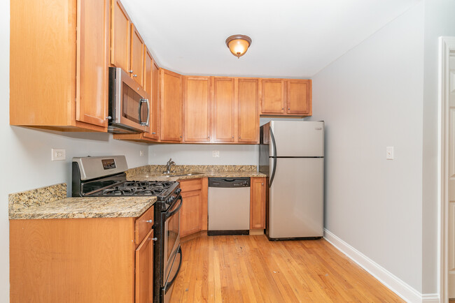Foto del edificio - 7334 N Winchester Ave