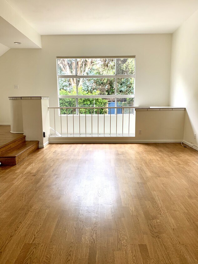 Living Room - 7920 Anise Ave