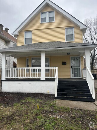 Building Photo - 3377 E 135th St