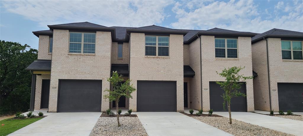 Foto principal - 1218 Chestnut Ct