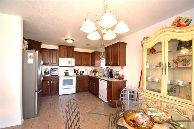 Foto del edificio - 2316 SW 16th St