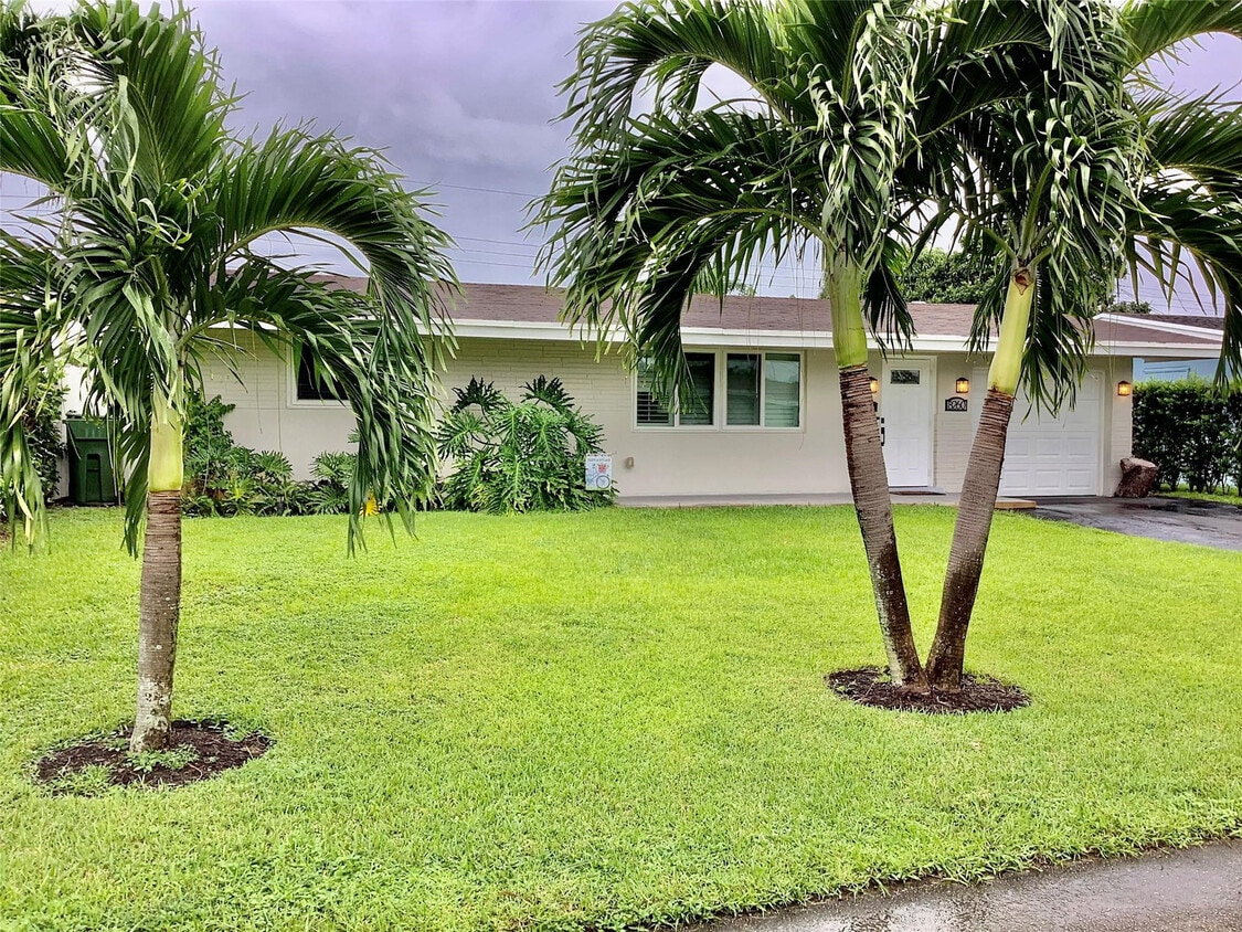 Foto principal - 8260 NW 11th Ct