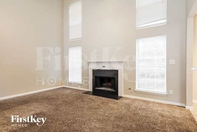 Foto del edificio - 7910 W Shore Cir