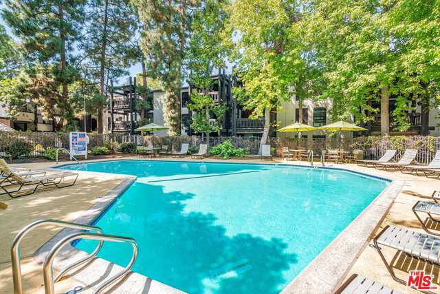 Foto principal - 7742 Redlands St